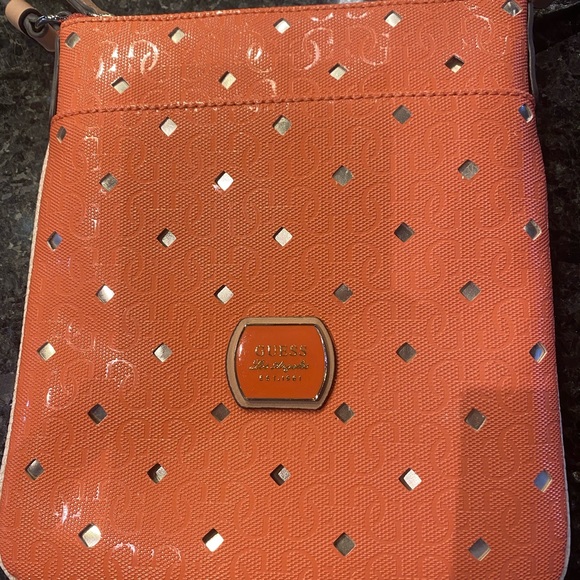 Guess Hula Girl Mirrored Crossbody Purse - Picture 3 of 9